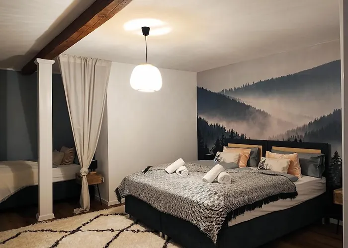Elias Im Landhausstil *